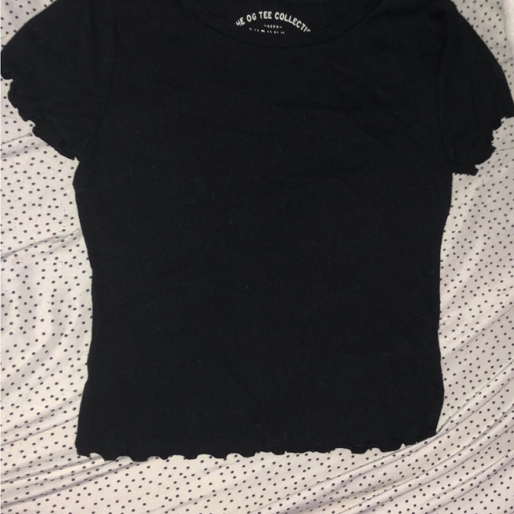 Black shrunken tee from areo.
